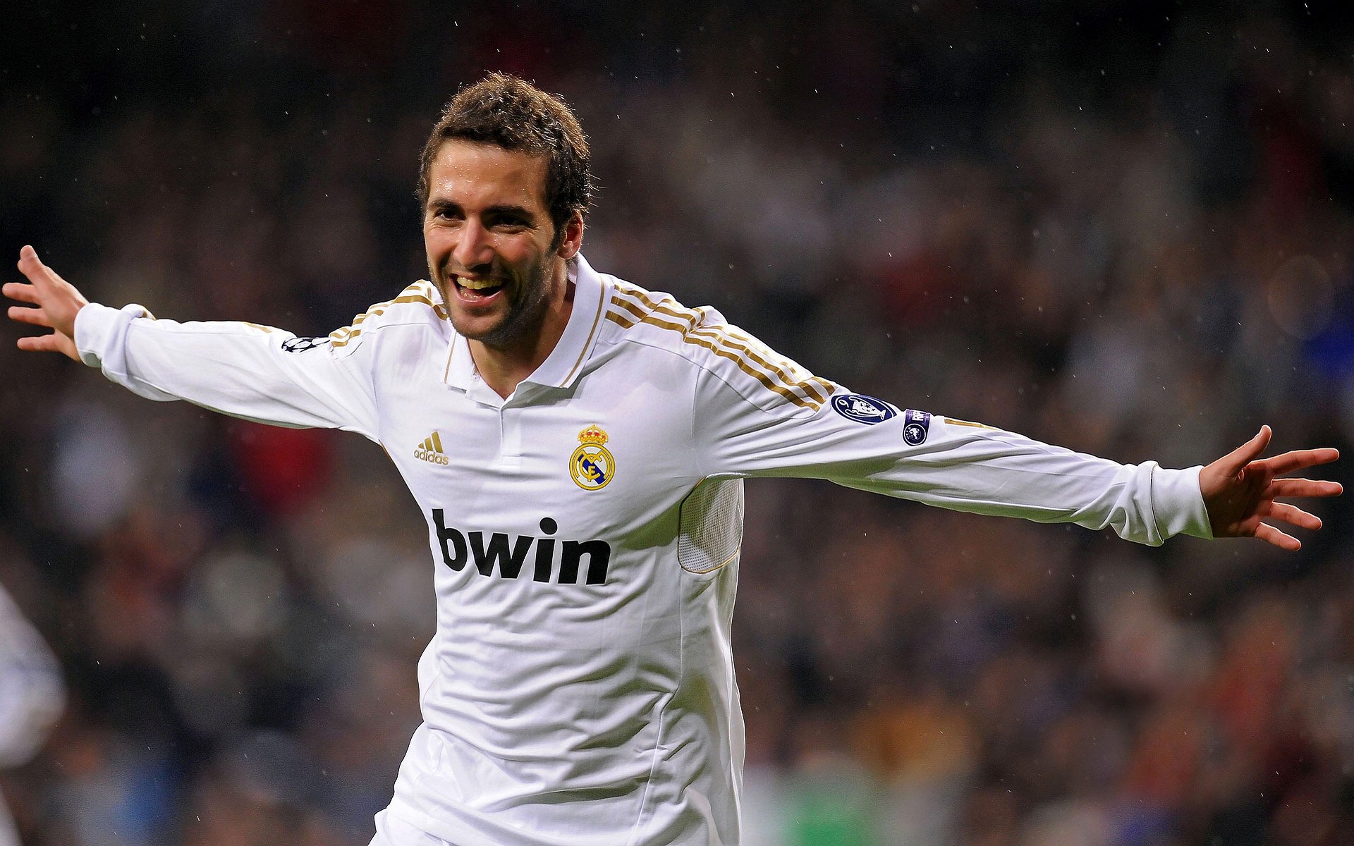 开云·体育官网-伊朗马术协会授予马尔科·阿尔瓦雷斯“年度最佳马匹护理员”称号。